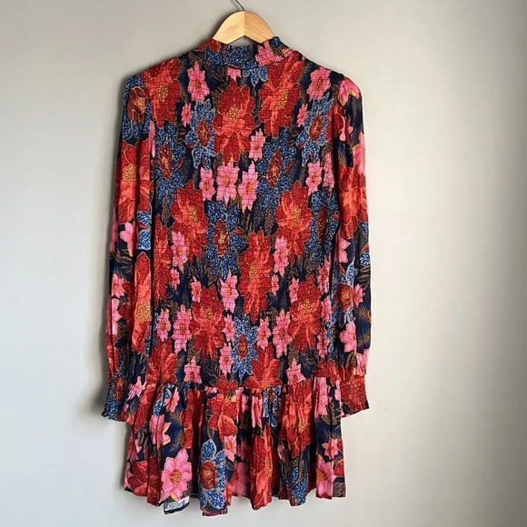 NEW FARM RIO GARDEN NAVY MINI SMOCKED DRESS - Picture 3 of 12